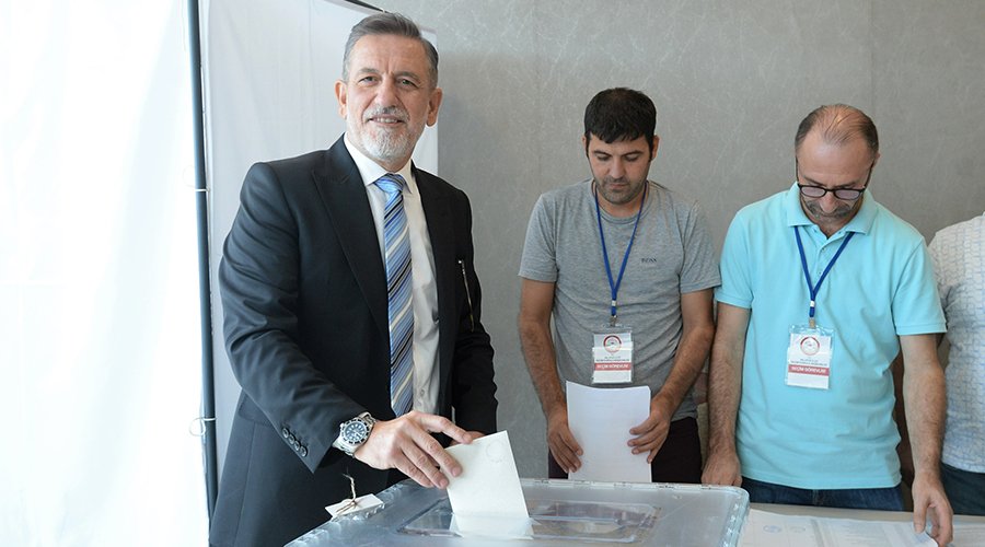 'İş Dünyamızın Demokrasi Şöleninde Kazanan Bursa Oldu'