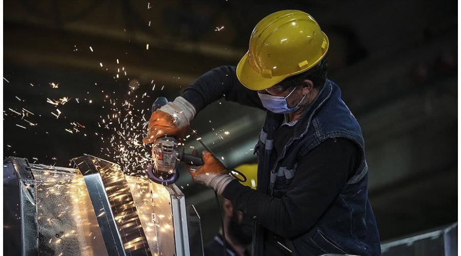 Sanayi Üretiminde Yıllık Yüzde 0,4 Artış