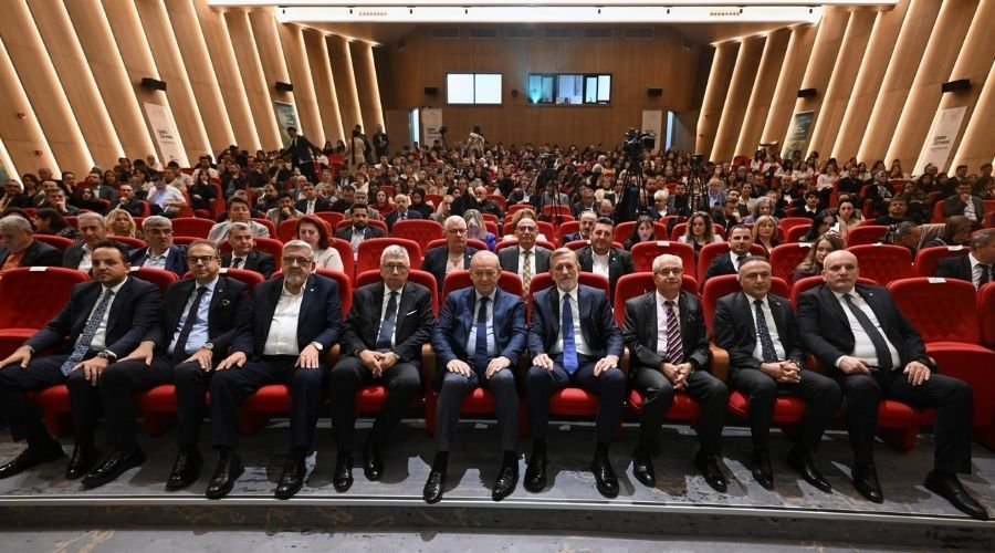 Uludağ Gıda Zirvesi ‘Sürdürülebilir Gıda, Güvenilir Gelecek’ Temasıyla Bursa Business School’da Gerçekleştirildi